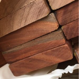 86X19 FEATURE GRADE QLD MIXED HARDWOOD DECKING - (PACK CONSISTS OF RANDOM SHORT LENGTHS) (CORRECT PACK NUMBER IS 300163233)