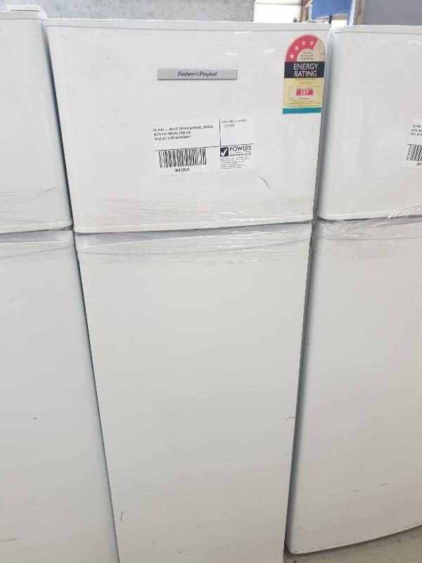 EX HIRE - WHITE FISHER & PAYKEL FRIDGE WITH TOP MOUNT FREEZER SOLD AS IS NO WARRANTY