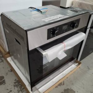 EX-DISPLAY TECHNIKA 600MM ELECTRIC OVEN TO86MSS-5 WITH 3 MONTHS WARRANTY