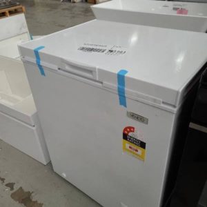 EX DISPLAY CHEST FREEZER 145 LITRE VCCF145W WITH 3 MONTH WARRANTY
