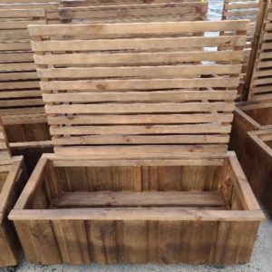 1000MM PINE PLANTER BOX WITH SCREENS WITH CASTORS