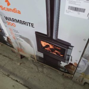SCANDIA WARMBRITE 200 WOOD HEATER MEDIUM SIZE FAN ASSISTED CONVECTION FIREPLACE 3 SPEEDS HEATS UP TO 200M2 RRP$1299 *CARTON DAMAGE STOCK* 3 MONTH WARRANTY SCWB2003-20-10570