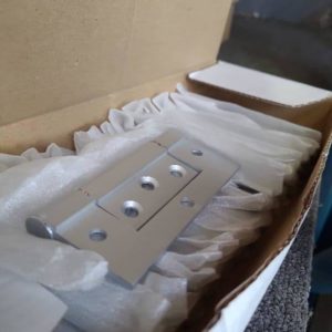 BOX OF DOOR HINGES