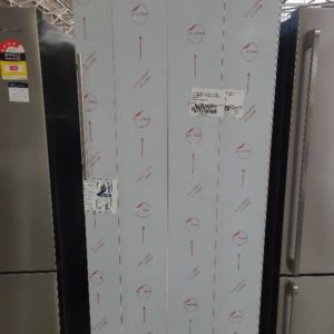 LIEBHERR PROFILINE GKV5790 FORCED AIR COMMERCIAL REFRIGERATOR 586 LINE RRP$4590 12 MONTH WARRANTY
