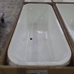 NEW DIOR 1700MM WHITE ACRYLIC FREESTANDING BATH 1700MM X 700MM WIDE X 600MM HIGH