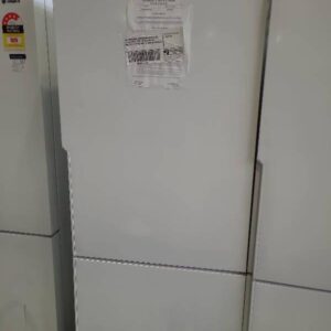 WESTINGHOUSE WBE4500WB-R 453 LITRE WHITE FRIDGE WITH BOTTOM MOUNT FREEZER RRP$1299 WITH 12 MONTH WARRANTY