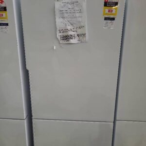 WESTINGHOUSE WBE4500WC-R 453 LITRE WHITE FRIDGE WITH BOTTOM MOUNT FREEZER RRP$1299 WITH 12 MONTH WARRANTY