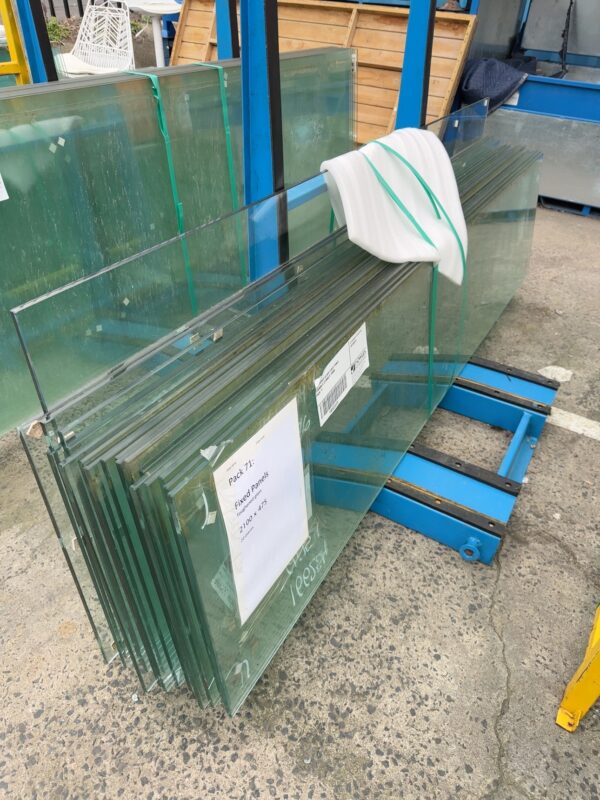 TOUGHENED GLASS FIXED PANEL 2100MM X 475MM X 10MM PACK 71