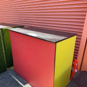EX HIRE COLOURED OUTDOOR BAR SERVERY SOLD AS IS