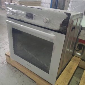 EX DISPLAY EUROMAID WHITE GLASS 600MM ELECTRIC OVEN, MODEL EW7, **BROKEN GLASS DOOR, SOLD AS IS**