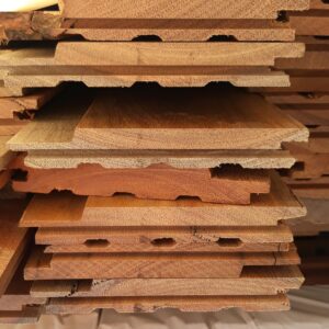 125X19 FEATURE GRADE SPOTTED GUM SHIPLAP CLADDING- (PACK CONSISTS OF RANDOM SHORT LENGTHS)