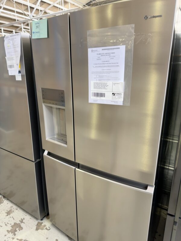 WESTINGHOUSE WQE6870SA S/STEEL 609 LITRE FRENCH DOOR FRIDGE WITH ICE & WATER, LARGE ADJUSTABLE INTERIOR WITH SLIDE BACK SHELVES, SNACK ZONE, PLUS CONVERTIBLE SECTION THAT CAN BE SWITCHED BETWEEN FRIDGE OR FREEZER MODE FROM -23C TO 7 DEGREE. 12 MONTH WARRANTY