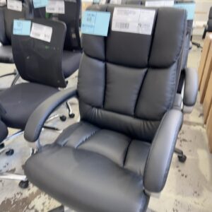 NEW HIGH BACK OFFICE CHAIR, BLACK PU, CHAIR HEIGHT ADJUSTABLE, CHAIR TILT WITH ADJUSTABLE TILT TENSION CONTROL, WEIGHT CAPACITY 150KG, RETAIL $249