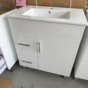 NEW 750MM SOLID DOOR VANITY WITH CERAMIC TOP SH27-750WL & UV31-750H-1TH