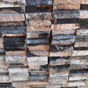 100X25 SAWN CASE PINE-218/5.4 (PLEASE NOTE THIS IS AGED STOCK AND SOLD AS IS)