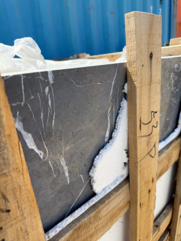 PALLET OF PIETRA GREY MARBLE NATURAL STONE TILE 600MM X 300MM X 15MM, POLISHED