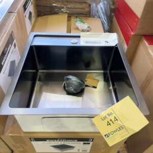 NEW INTEGRATED SINK BW5249HRUB RRP$499