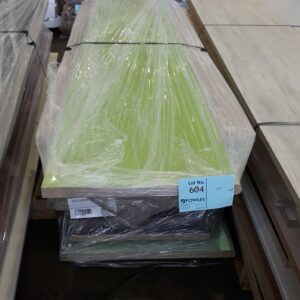 PALLET OF ASST'D LONG LAMINATE BENCHTOPS IN VARIOUS COLOURS AND SIZES