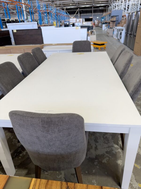 EX DISPLAY SUMMER DINING TABLE