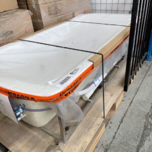 EX DISPLAY ERGO MAX INSET DELUXE SPA BATH 1800MM X 800MM WIDE, ON FRAME, SOLD AS IS, NO MOTOR SUPPLIED