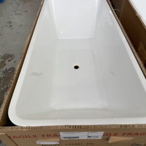 NEW LUXURY 1700MM WHITE ACRYLIC FREESTANDING BATH TUB