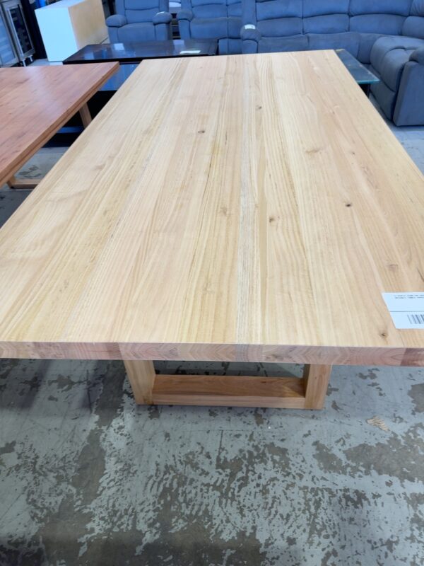 EX DISPLAY HAMILTON 2400MM DINING TABLE, MESSMATE TIMBER, RRP$2999