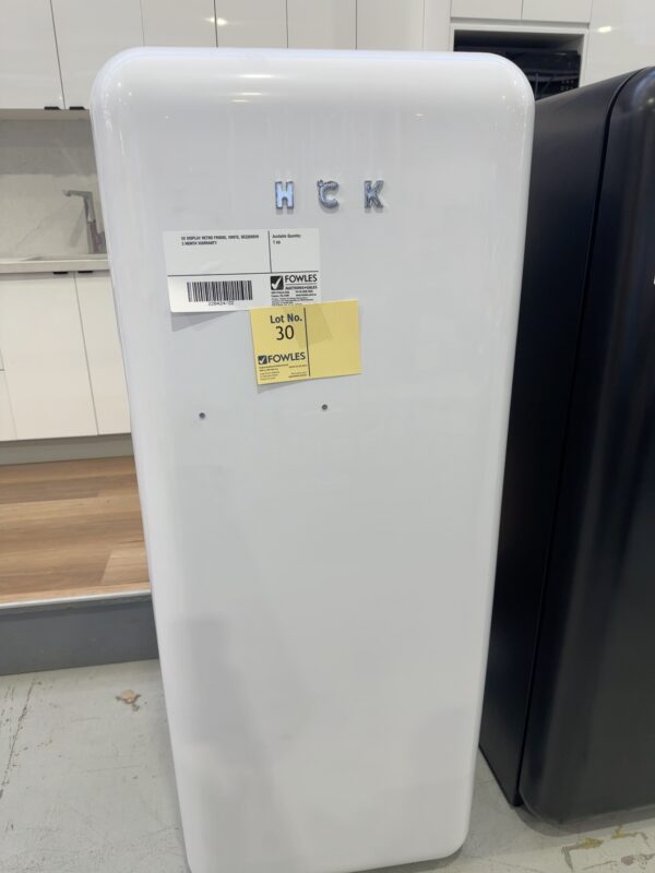 EX DISPLAY RETRO FRIDGE, WHITE, BC330RDW  3 MONTH WARRANTY