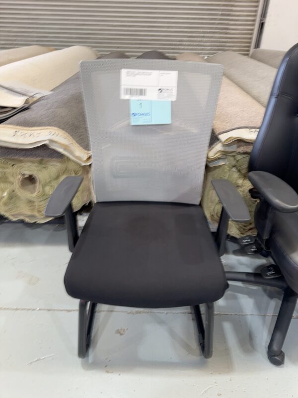 SAMPLE STOCK - BLACK FABRIC SEAT GREY MESH BACK ERGONOMIC SLED BASE WEIGHT CAPACITY 130KG
