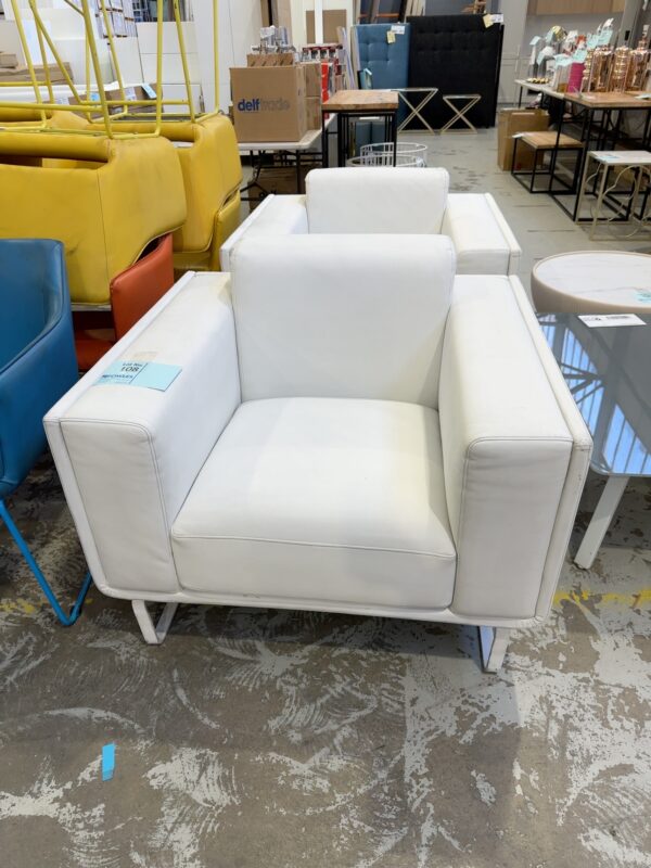 EX HIRE - WHITE PU ARM CHAIR, SOLD AS IS