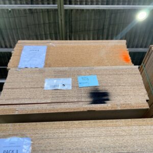 1820X1050X16-18MM LAMINATED CHIPBOARD SHEETS- (WHITE/REDDISH TIMBER COLORS)