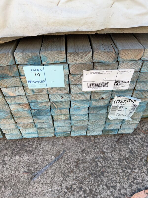 90X45 T2 BLUE MGP10 PINE-88/5.4 (THIS PACK IS AGED STOCK AND SOLD AS IS)