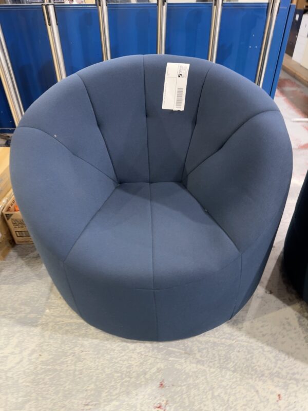 EX HIRE - BLUE ROUND CHAIR, SOLD AS IS