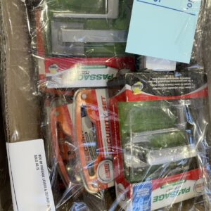 BOX OF PASSAGE LEVERS & SECURITY SETS SOLD AS IS