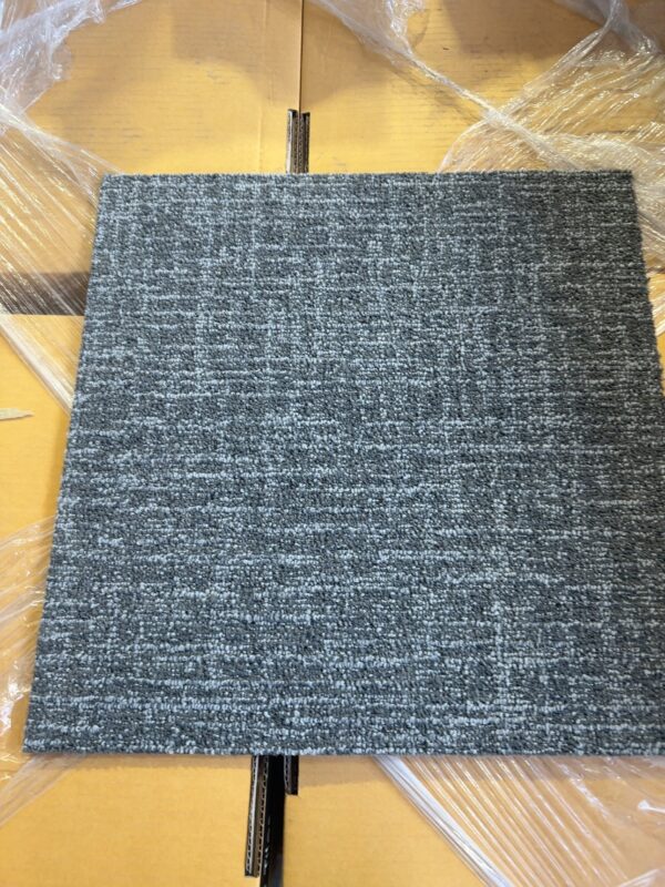 Carpet Tiles - Scatter Chrome (5m2)