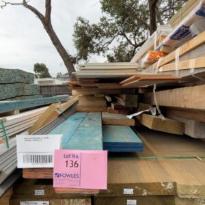 MIXED PACK INCLUDING LVL BEAMS, CLADDING, FLOORING ETC