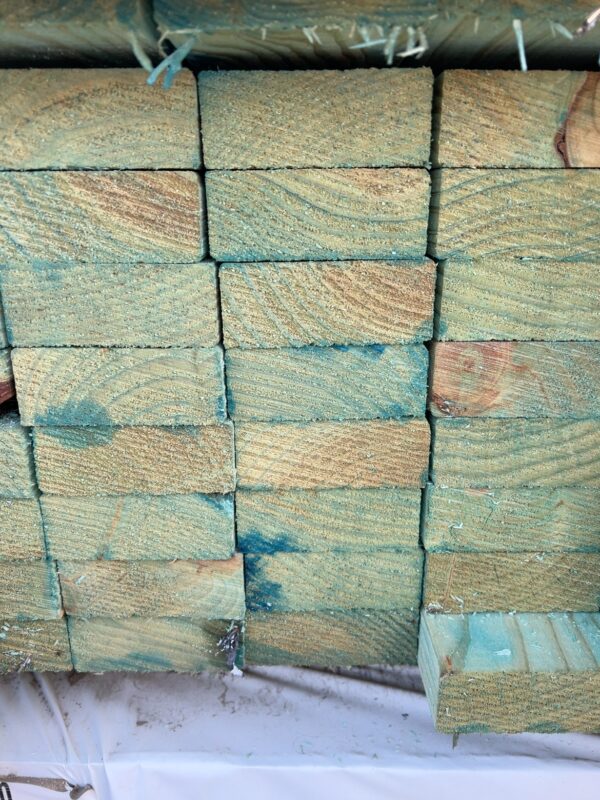 90X35 T2 MGP10 PINE-128/2.4 (THIS PACK IS AGED STOCK AND MAY CONTAIN MOULD. SOLD AS IS)