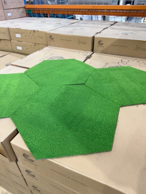 CARPET TILES - Hexagon Grassy Knoll Green (3.24m2)