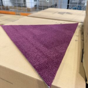 CARPET TILES - Triangle fancy pansy Purple (2.16m2)