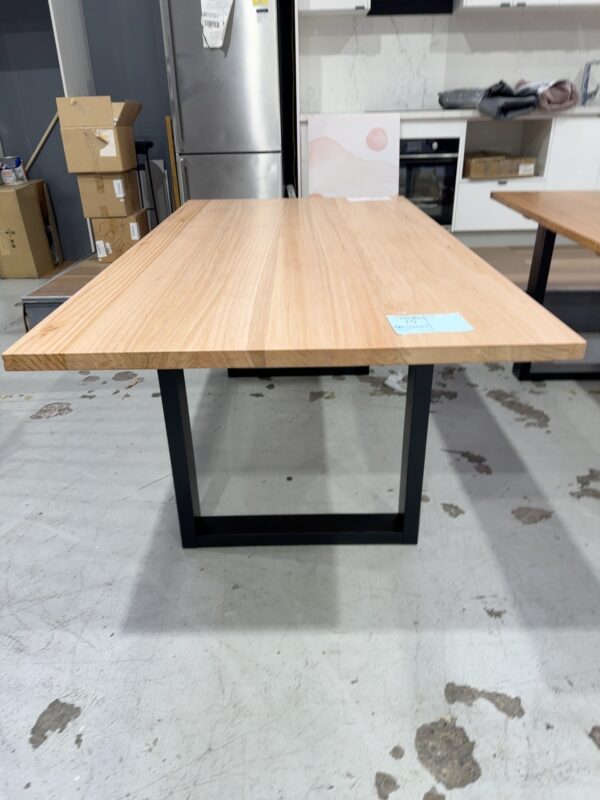 EX DISPLAY SOUTH WHARF DINING TABLE TASMANIAN OAK 2000MM RRP$1350 SOLD AS IS