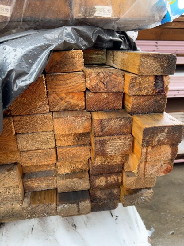 70X35 MGP10 PINE-98/4.8 (THIS PACK IS AGED STOCK AND SOLD AS IS)