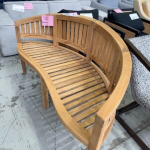 NEW PLANTATION TEAK CURVED GARDEN SEAT RRP$1450