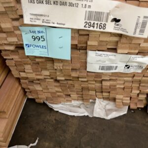 30X12 TAS OAK DAR SELECT KD HARDWOOD-810/1.8