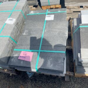 PALLET OF MIX PAVERS/POOL COPING/STAIR TREADS