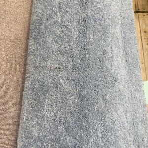 AUCTION CARPET LIGHT BLUE 2NDS