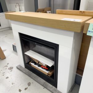 EX DISPLAY DIMPLEX HUXLEY REVILLUSION WHITE & LIGHT TIMBER MANTLE ELECTRIC FIREPLACE HXY20-AU RRP$2799 & 3 MONTH WARRANTY SOLD AS IS