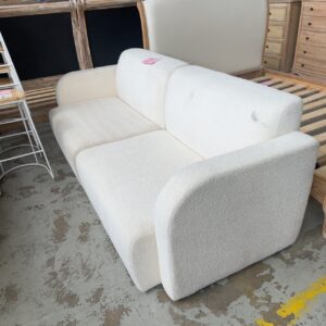 EX STAGING - WHITE BOUCLE MODULAR 2.5 SEATER COUCH, SOLD AS IS