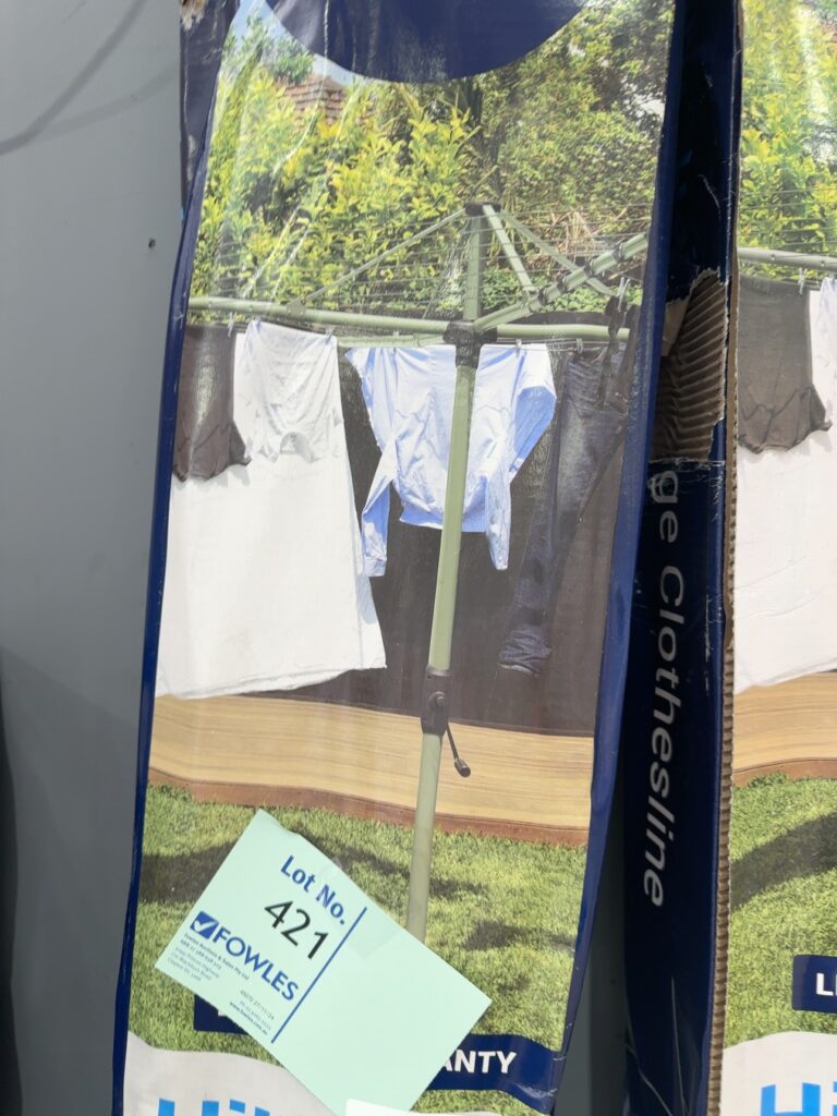 UNBOXED HILLS ROTARY 8 CLOTHESLINE, PALE EUCYLPT RRP$399 SOLD AS IS