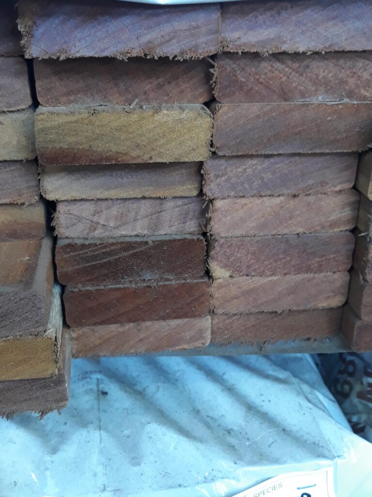 65X19 DAR QLD MIXED HARDWOOD SCREENING- 120/2.7 (THIS PACK IS STANDARD & BETTER GRADE)