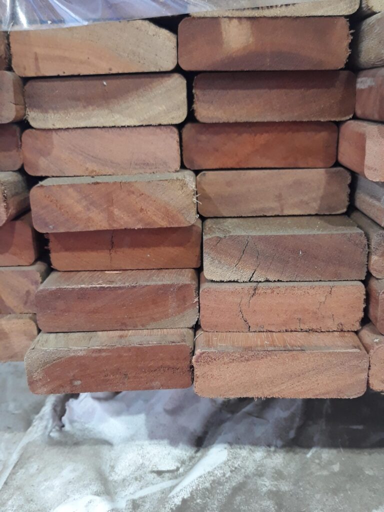 65X19 DAR QLD MIXED HARDWOOD SCREENING- 120/1.8 (THIS PACK IS STANDARD & BETTER GRADE)