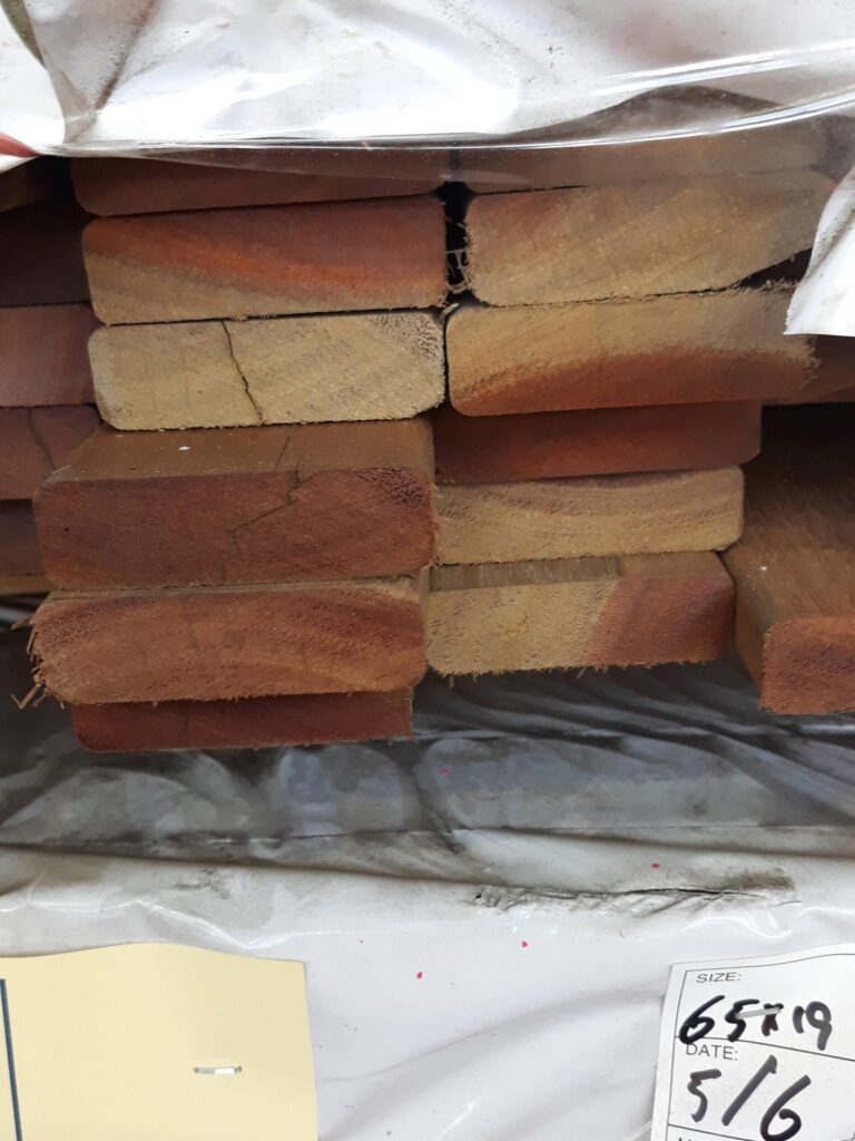 65X19 DAR QLD MIXED HARDWOOD SCREENING- 120/2.7 (THIS PACK IS STANDARD & BETTER GRADE)